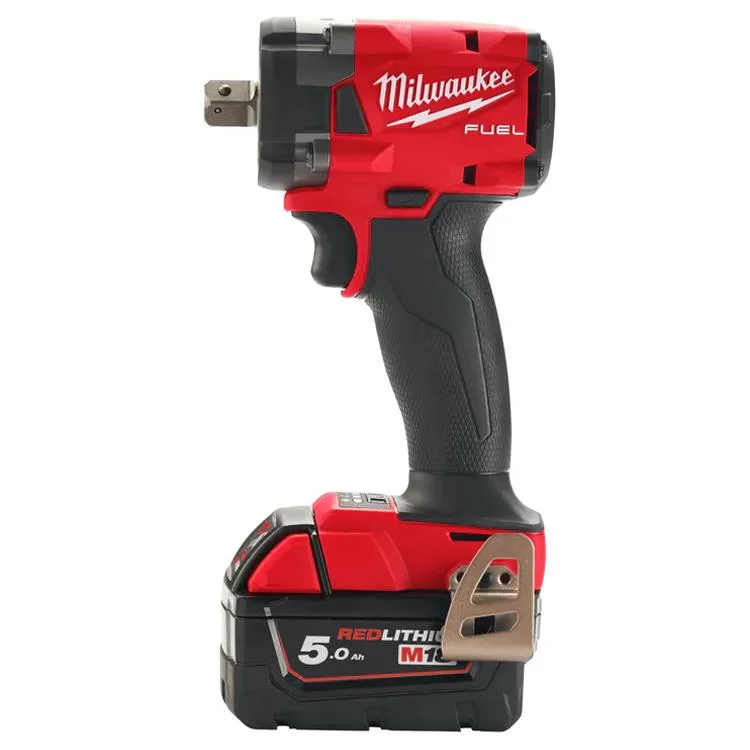 Milwaukee M18 FIW2P12-502X Mutterdragare med batteri och laddare